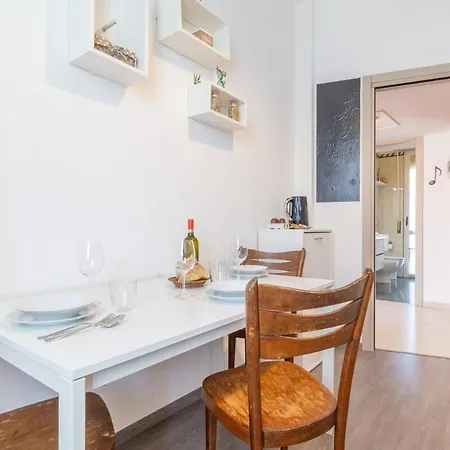 S&m - Casa Afrodite Precotto M1 Milano