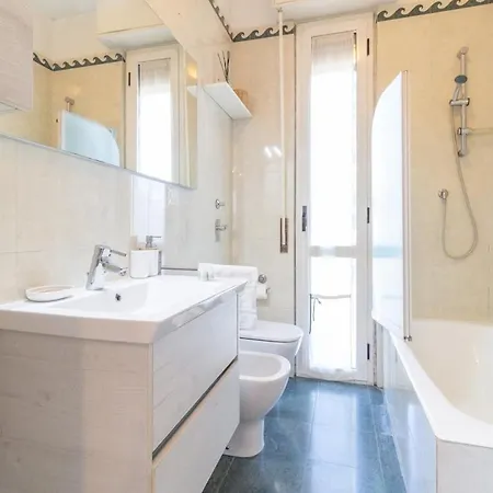 S&m - Casa Afrodite Precotto M1 Milano