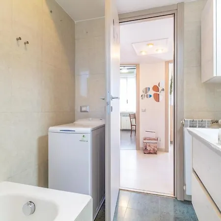 S&m - Casa Afrodite Precotto M1 * Milano