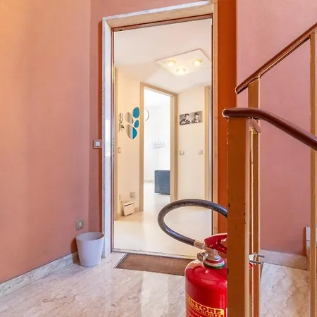 S&m - Casa Afrodite Precotto M1 Milano
