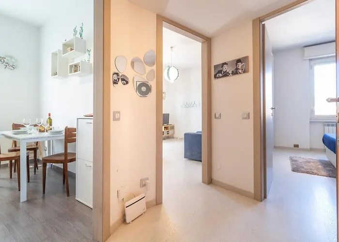 S&m - Casa Afrodite Precotto M1 Apartament *